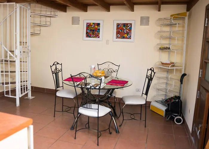 Hotel Uchu - *
